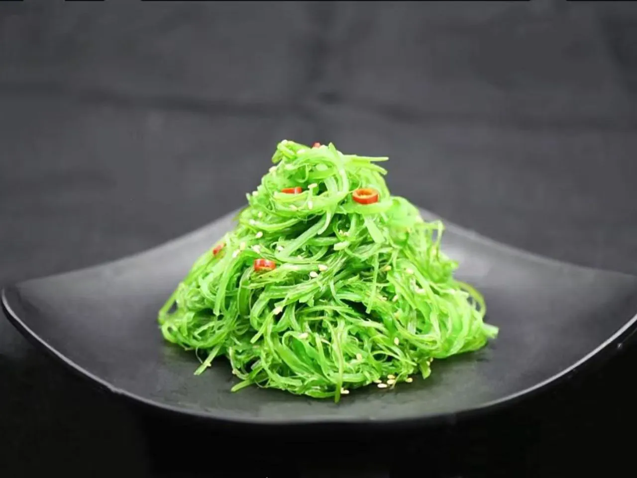 Refreshing seaweed salad with chili and sesame at Sakura Sushi & Hibachi, a Japanese Restaurant in Bainbridge